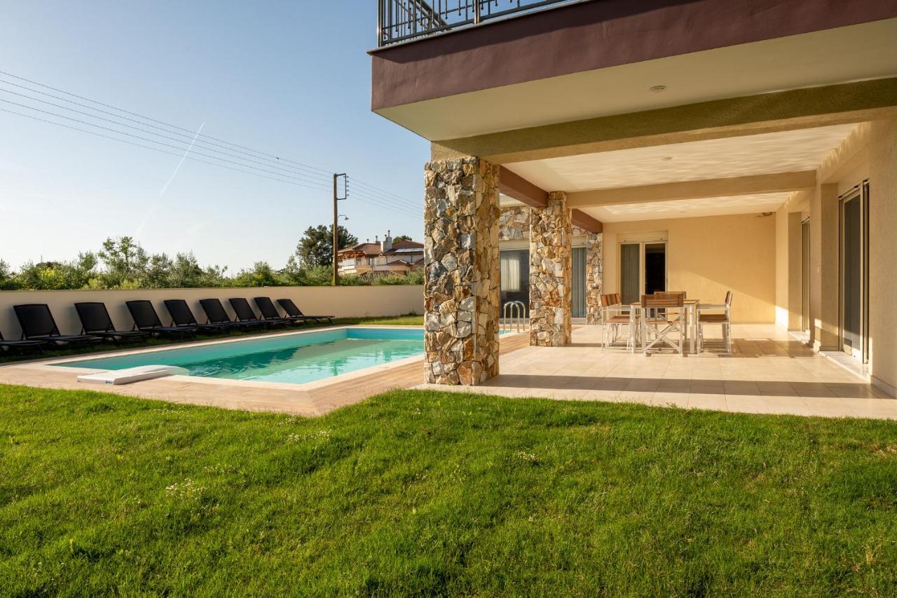 Kalisun Exclusive Villas Nea Kallikrateia Exterior photo